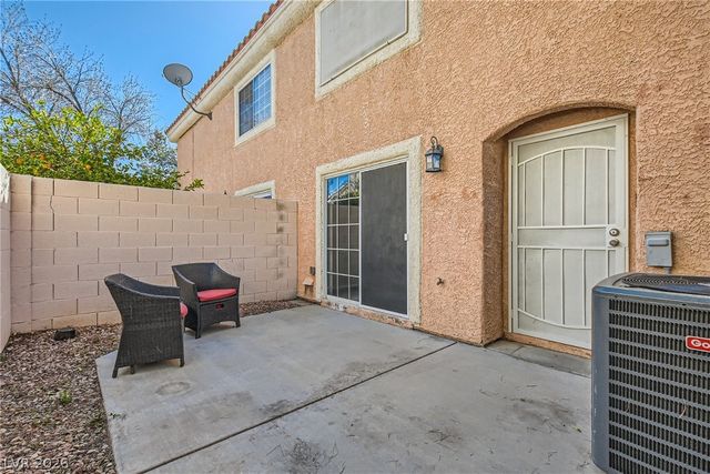 8473 Sewards Bluff Avenue 8473, Las Vegas, NV 89129