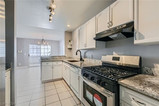 8473 Sewards Bluff Avenue 8473, Las Vegas, NV 89129