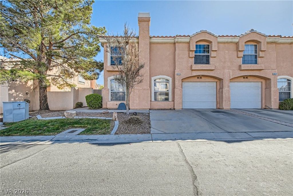8473 Sewards Bluff Avenue 8473, Las Vegas, NV 89129