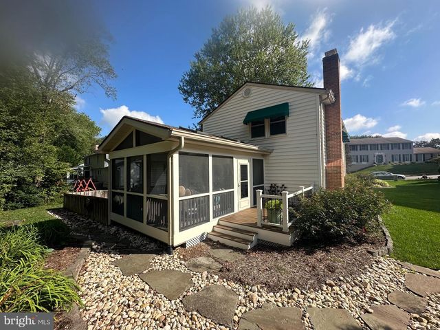 7758 TARA HEIGHTS PL, Springfield, VA 22153