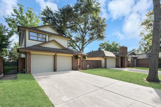 16114 Golden Sands Drive, Houston, TX 77095