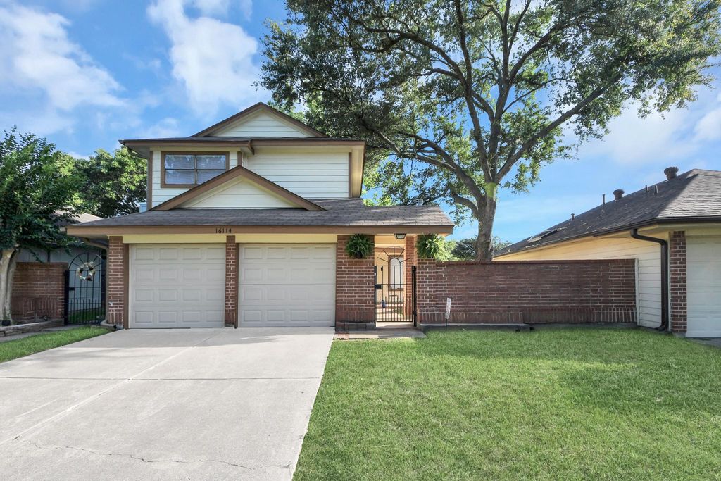 16114 Golden Sands Drive, Houston, TX 77095