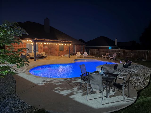 11155 Country Ridge Lane, Forney, TX 75126