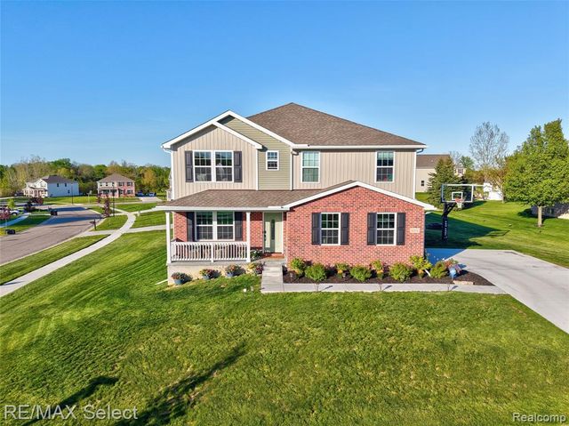 8371 Crossbow Court, Grand Blanc, MI 48439
