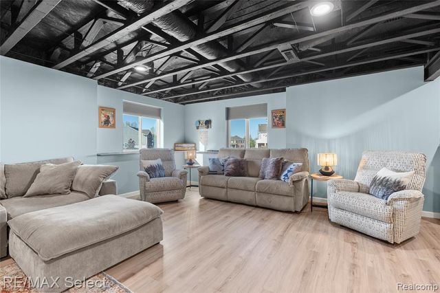 8371 Crossbow Court, Grand Blanc, MI 48439