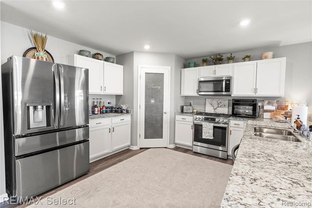 8371 Crossbow Court, Grand Blanc, MI 48439