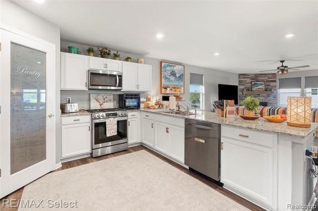 8371 Crossbow Court, Grand Blanc, MI 48439