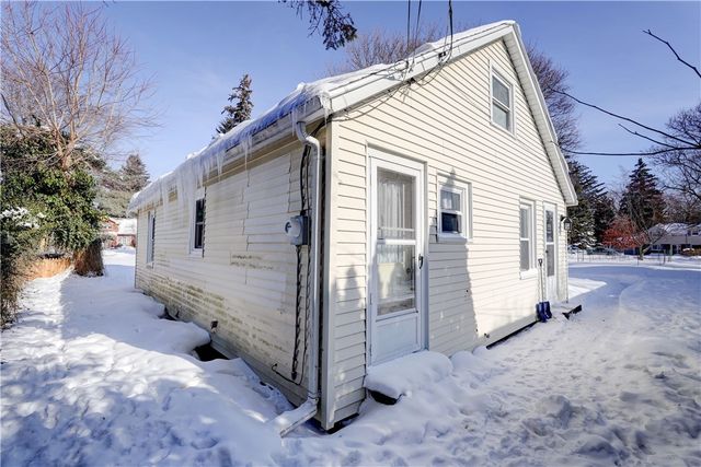 172 Wildmere Road, Irondequoit, NY 14617