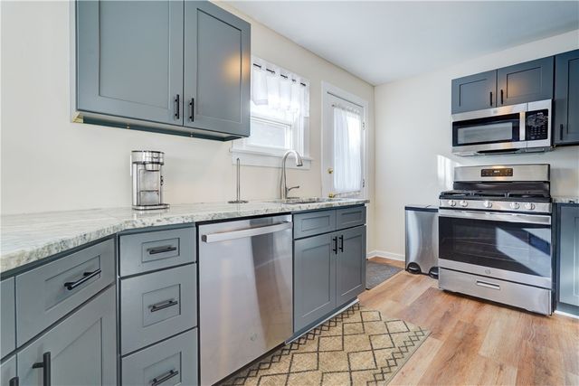 172 Wildmere Road, Irondequoit, NY 14617