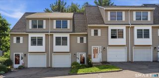 403 Holly Hill Drive 403, Rocky Hill, CT 06067