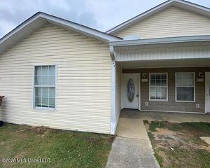 17310 Avondale Circle, Biloxi, MS 39540