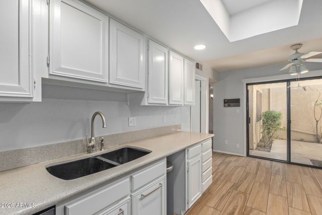 5100 N MILLER Road 8, Scottsdale, AZ 85250