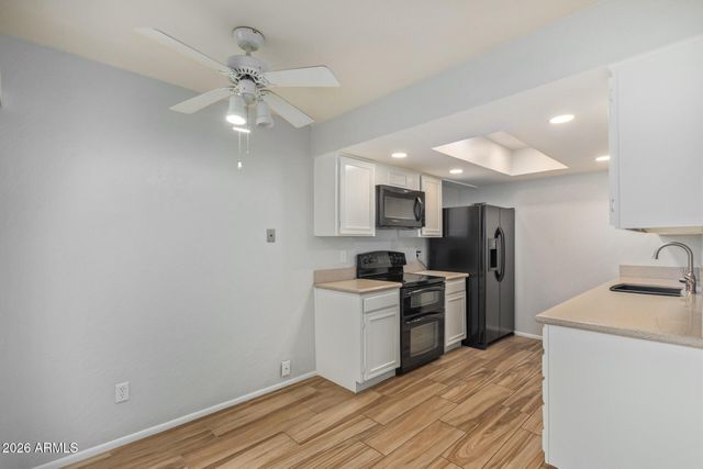 5100 N MILLER Road 8, Scottsdale, AZ 85250