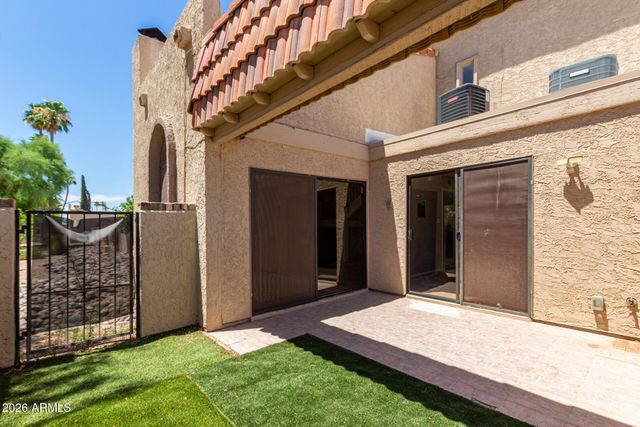 5100 N MILLER Road 8, Scottsdale, AZ 85250