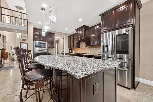 710 Butterfly Garden Trail, Richmond, TX 77406