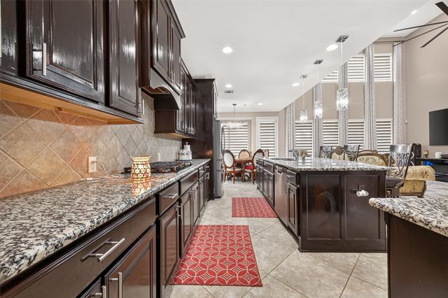 710 Butterfly Garden Trail, Richmond, TX 77406
