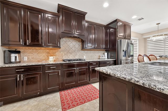 710 Butterfly Garden Trail, Richmond, TX 77406