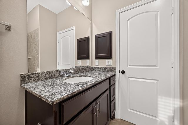 710 Butterfly Garden Trail, Richmond, TX 77406