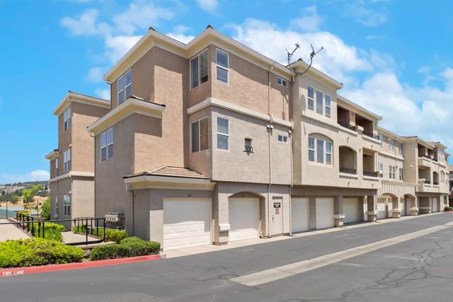 300 Moon Cir #331, Folsom, CA 95630