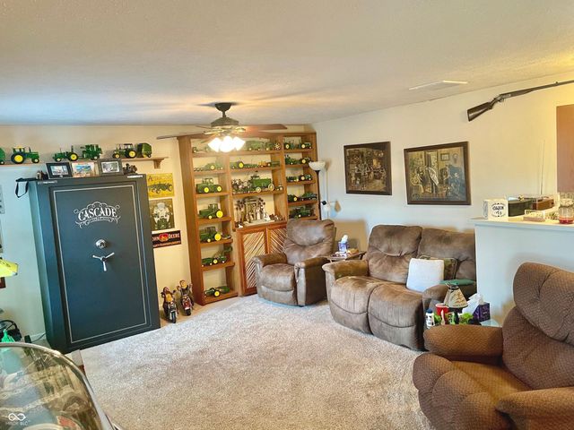 8709 E State Road 42, Poland, IN 47868