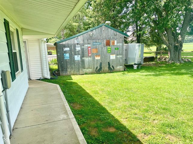 8709 E State Road 42, Poland, IN 47868