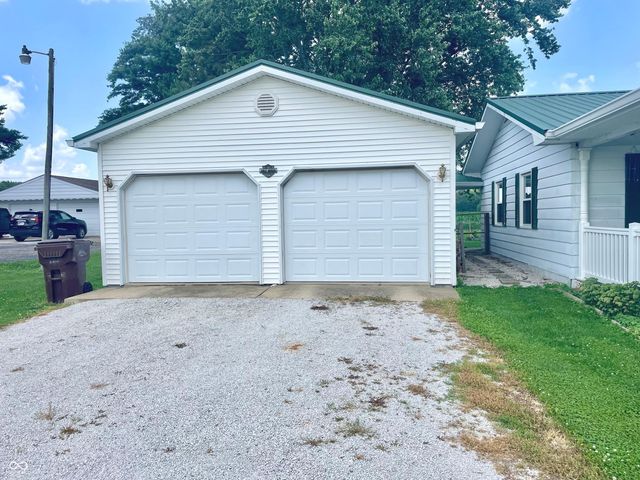 8709 E State Road 42, Poland, IN 47868
