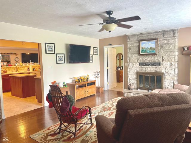 8709 E State Road 42, Poland, IN 47868