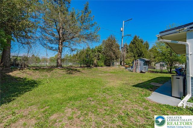 2627 Nottingham Road, Bethlehem City, PA 18017