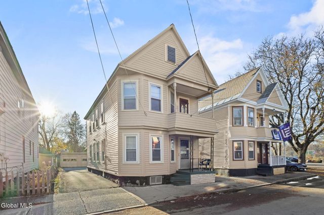 19 Ingersoll Avenue, Schenectady, NY 12305