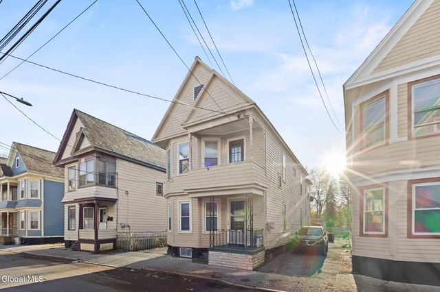 19 Ingersoll Avenue, Schenectady, NY 12305