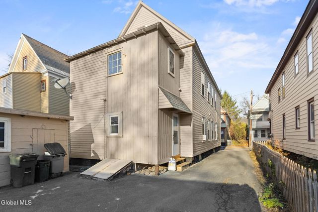 19 Ingersoll Avenue, Schenectady, NY 12305
