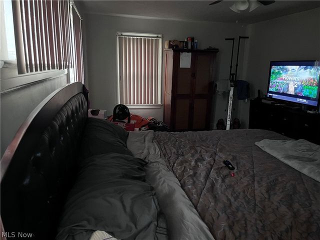 12612 Christine Avenue, Garfield Heights, OH 44105