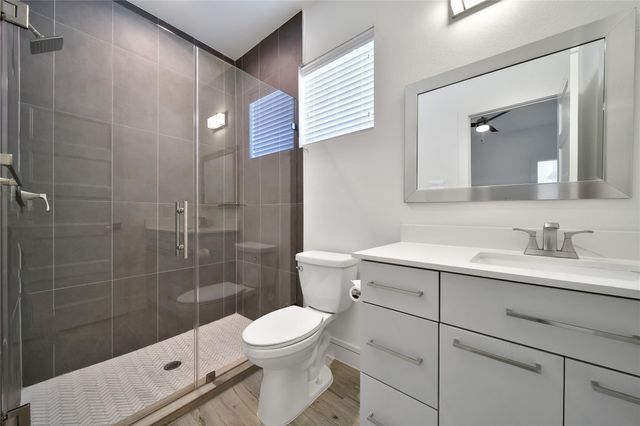 1313 Lakin Street, Houston, TX 77007