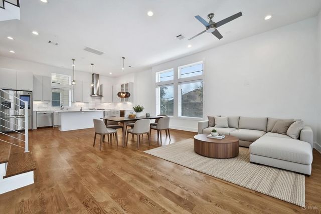 1313 Lakin Street, Houston, TX 77007