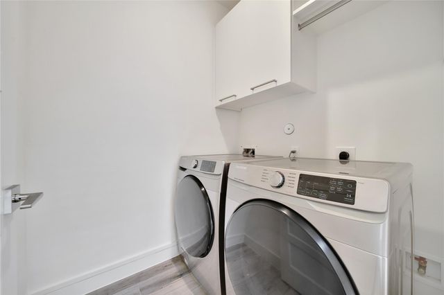 1313 Lakin Street, Houston, TX 77007