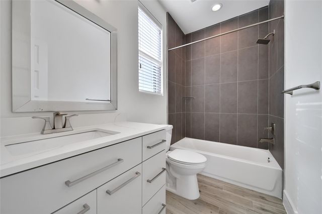 1313 Lakin Street, Houston, TX 77007