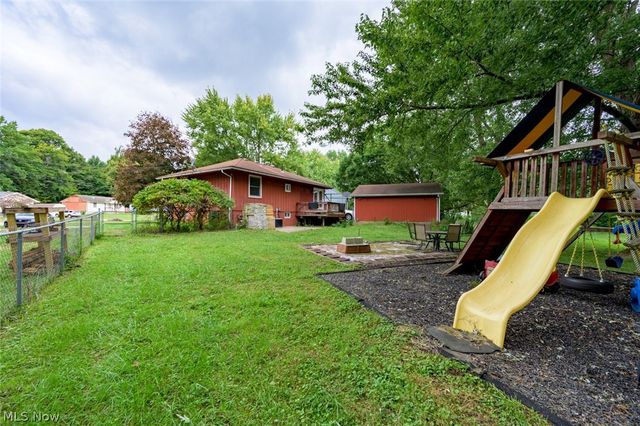 3744 Pelham Lane, Kent, OH 44240