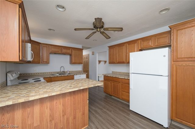 3744 Pelham Lane, Kent, OH 44240