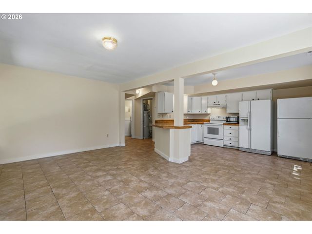 9540 Sw TERWILLIGER Blvd, Portland, OR 97219