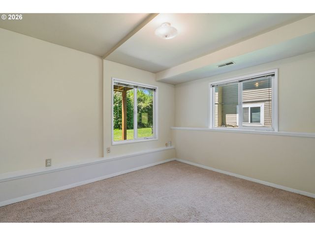 9540 Sw TERWILLIGER Blvd, Portland, OR 97219
