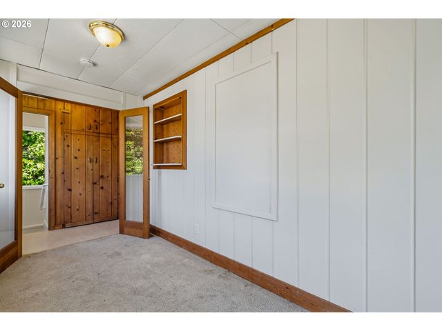 9540 Sw TERWILLIGER Blvd, Portland, OR 97219
