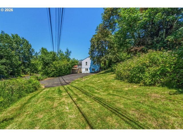 9540 Sw TERWILLIGER Blvd, Portland, OR 97219