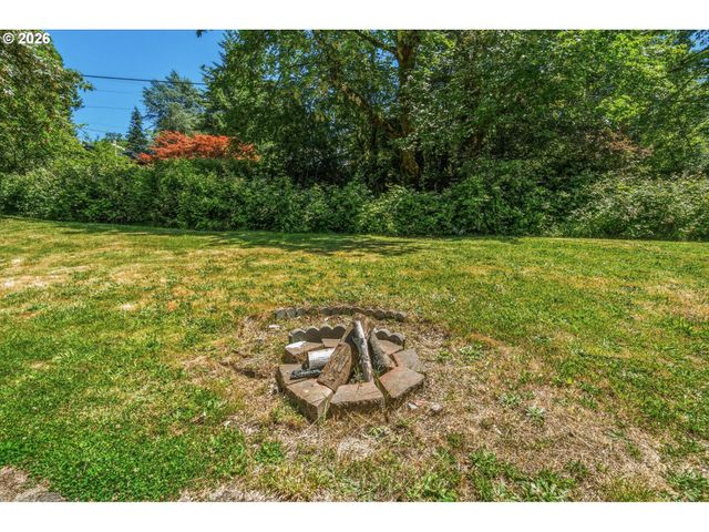9540 Sw TERWILLIGER Blvd, Portland, OR 97219