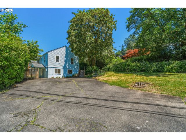 9540 Sw TERWILLIGER Blvd, Portland, OR 97219