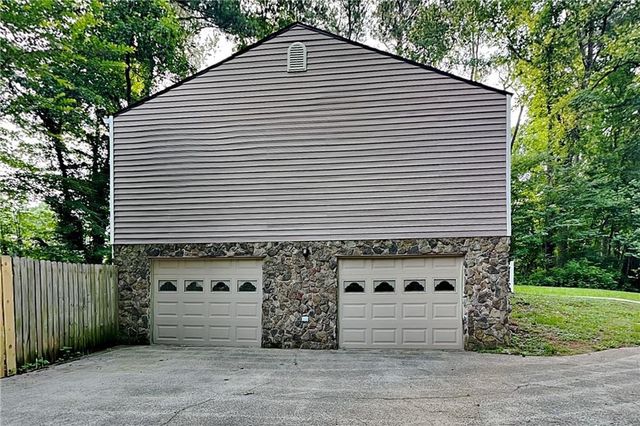 2426 Emberwood Court NW, Kennesaw, GA 30152
