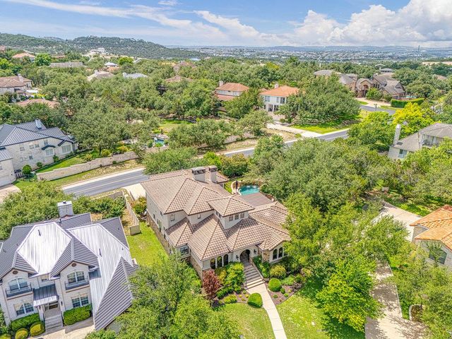 3 Applegreen CT, The Hills, TX 78738