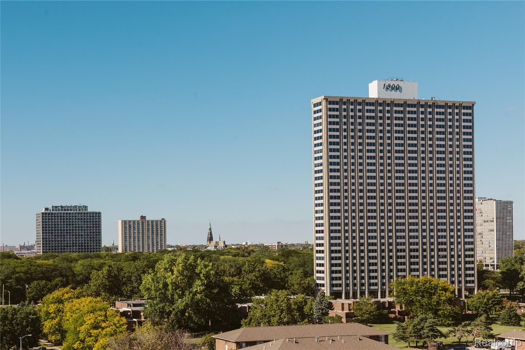 1300 E Lafayette Street 212, Detroit, MI 48207