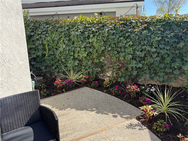 2687 Orange b, Costa Mesa, CA 92627