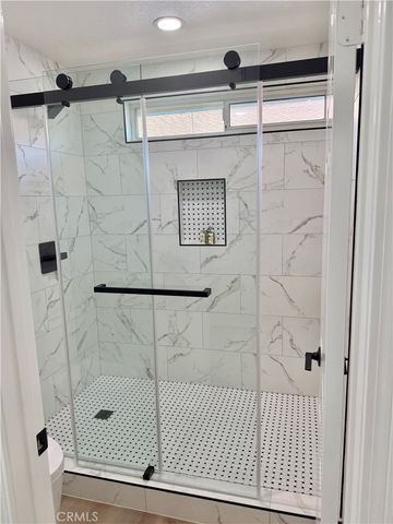 2687 Orange b, Costa Mesa, CA 92627