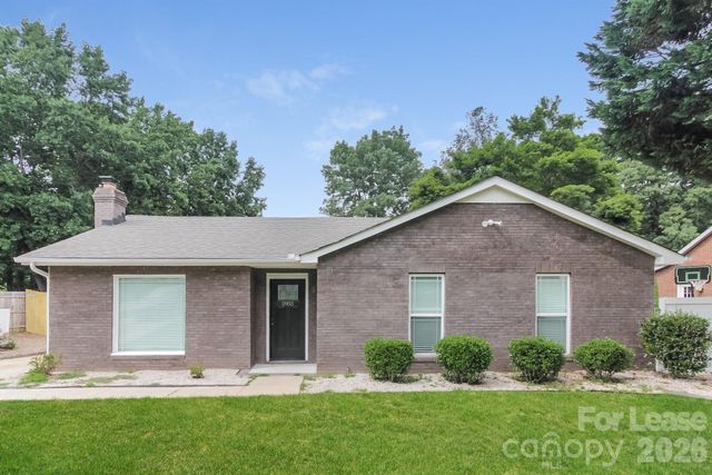 5955 Scots Bluff Drive, Charlotte, NC 28227